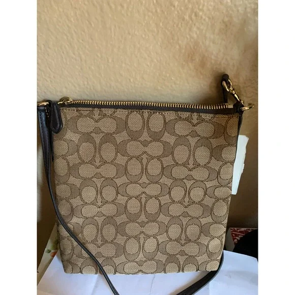 Coach Canvas Signature Cross Body Brown and Tan NWT - Picture 2 of 5